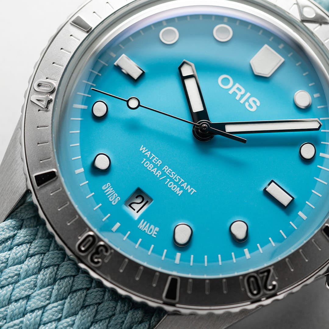 Oris Oris Divers Sixty‑Five 'Cotton Candy' 01 733 7771 4055-07 3 19 02S, divers швейцария мужские часы на браслете тканевый боковой вид